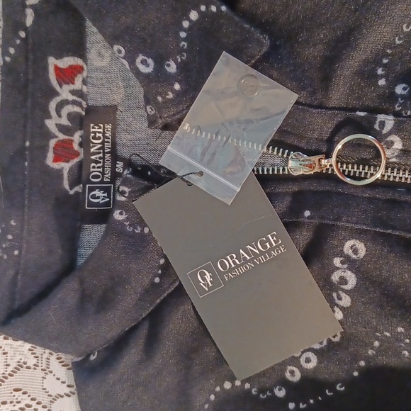 NEW! S/M Long Black Fashion Zipper Top 4561 - Picture 4 of 10